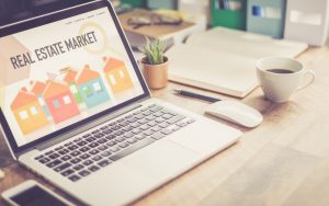 Who is a real estate virtual assistant and what services do they offer?